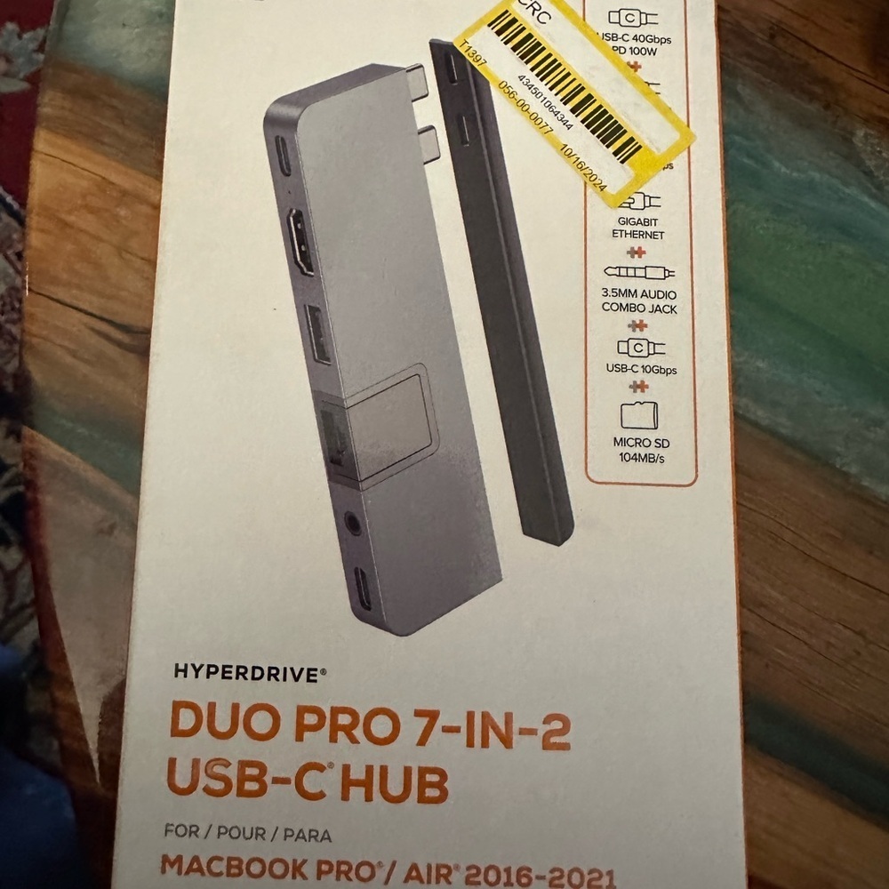 Duo Pro 7-in-2 USB-C Hub - Gray